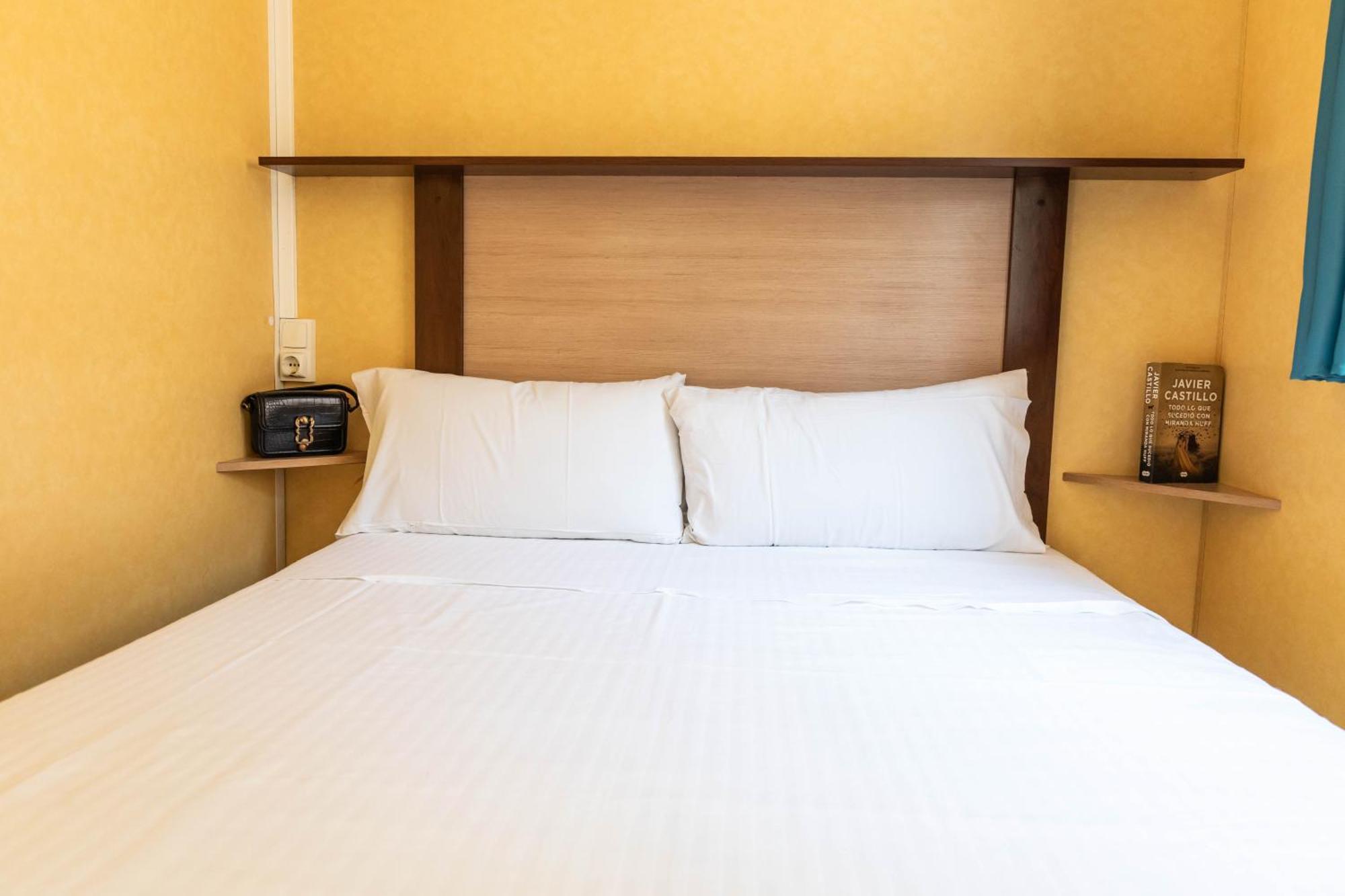 Camping Sant Salvador Hotel Комаруга Екстериор снимка