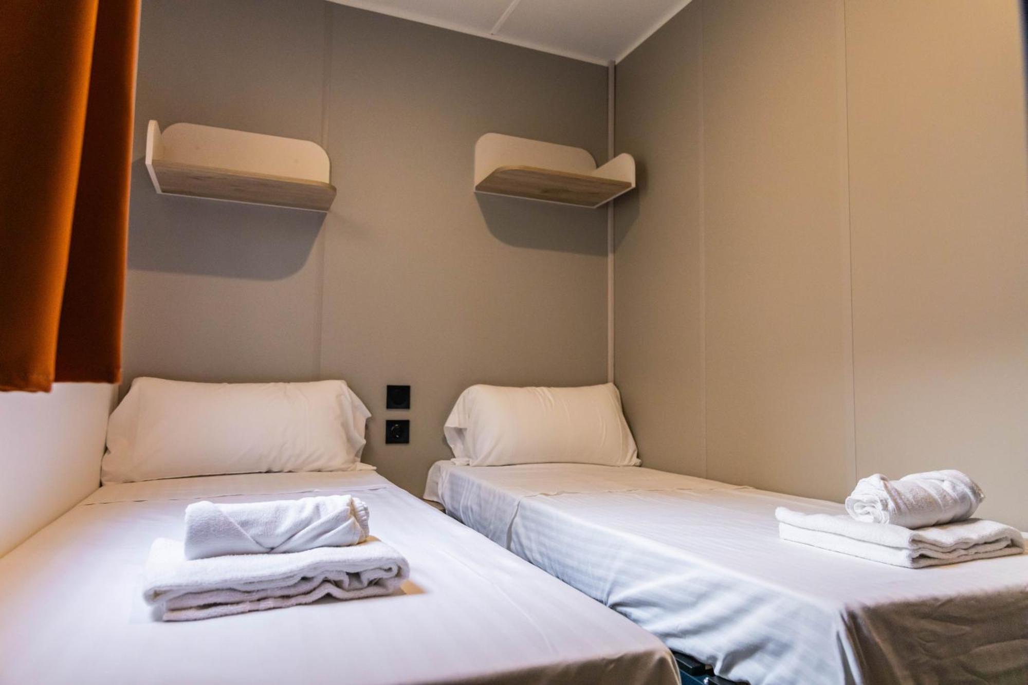 Camping Sant Salvador Hotel Комаруга Екстериор снимка