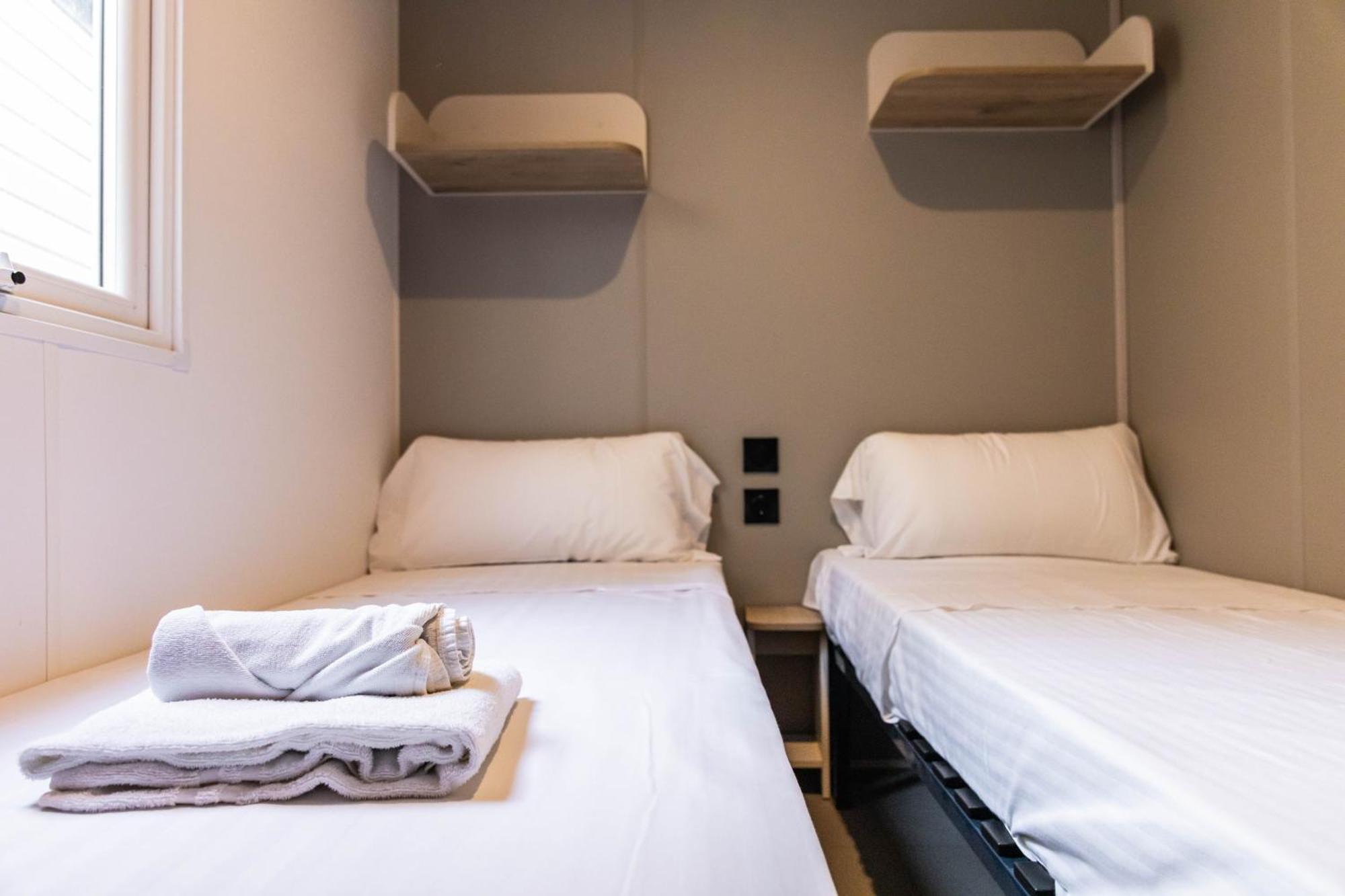 Camping Sant Salvador Hotel Комаруга Екстериор снимка