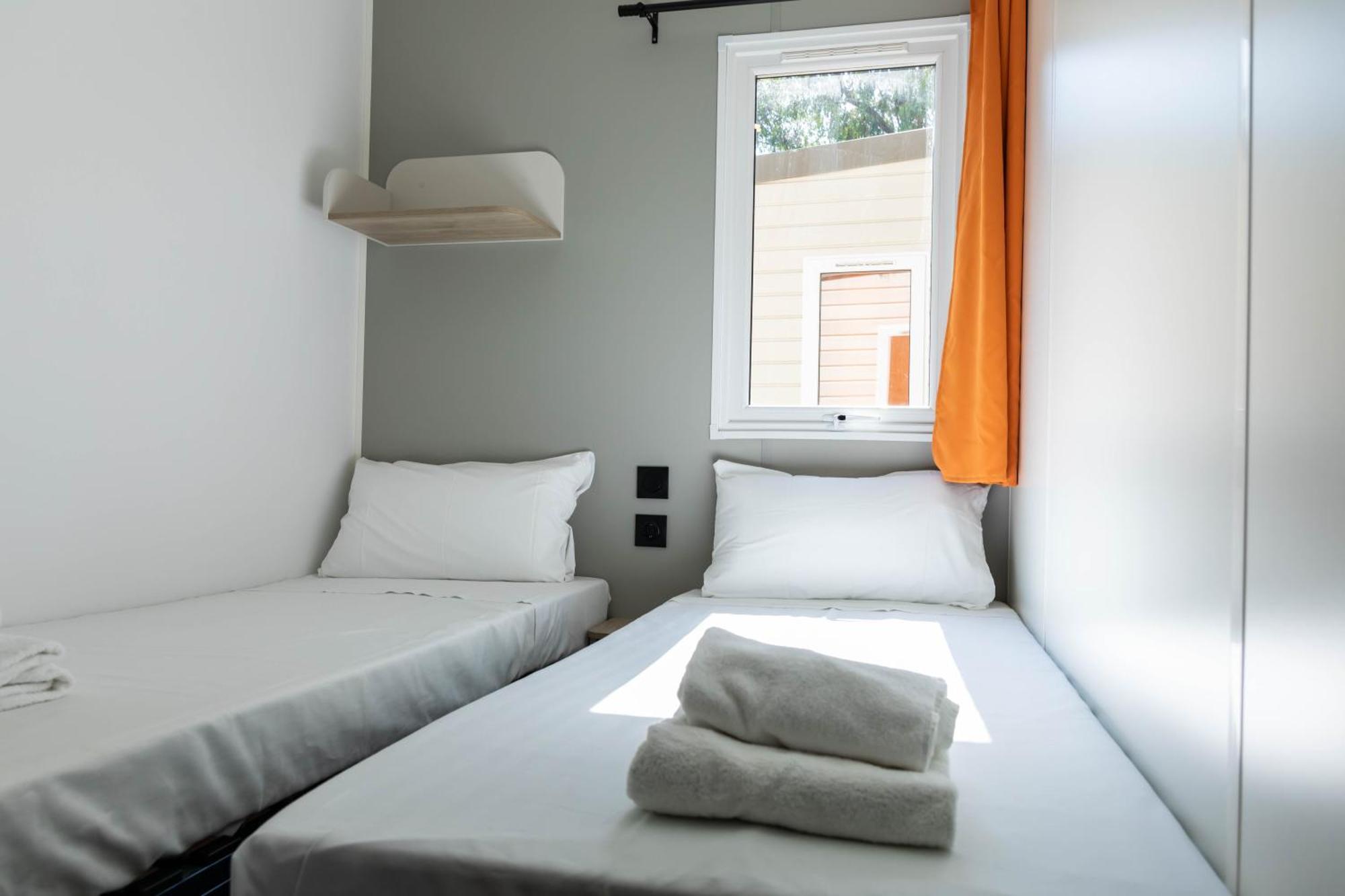 Camping Sant Salvador Hotel Комаруга Екстериор снимка